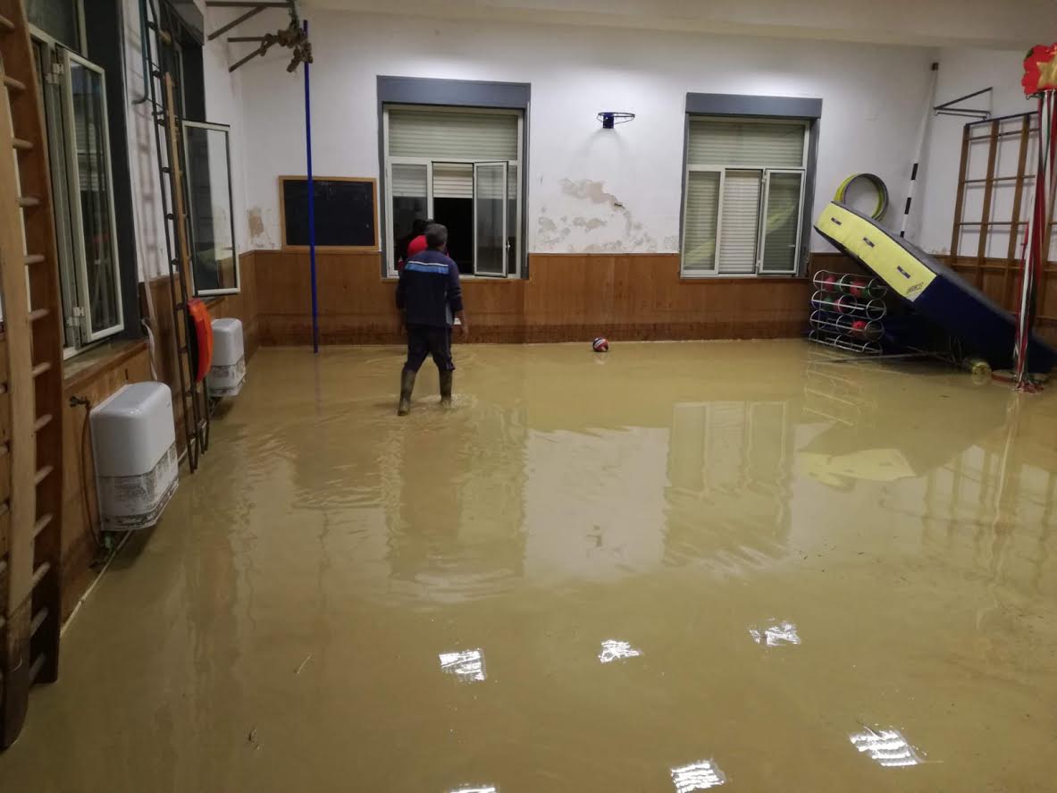Scuola media: a 10 mesi dall’alluvione riaprono i laboratori