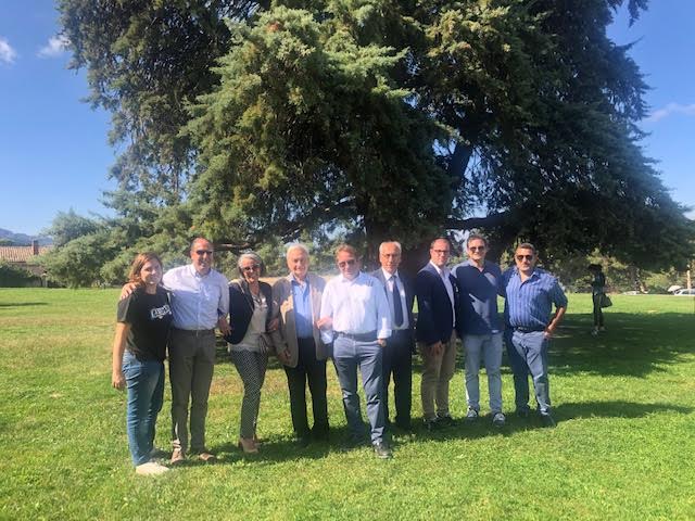 Successo per la prima mostra mercato del contadino a Ficuzza
