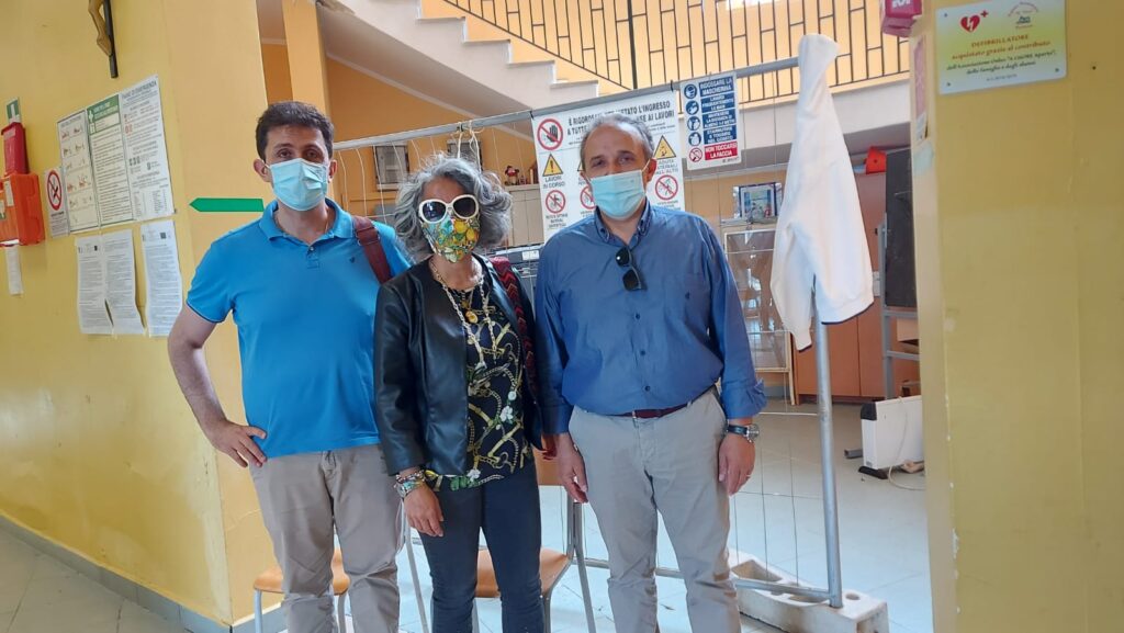Scuola media, iniziano i lavori sulla scala interna chiusa da un anno